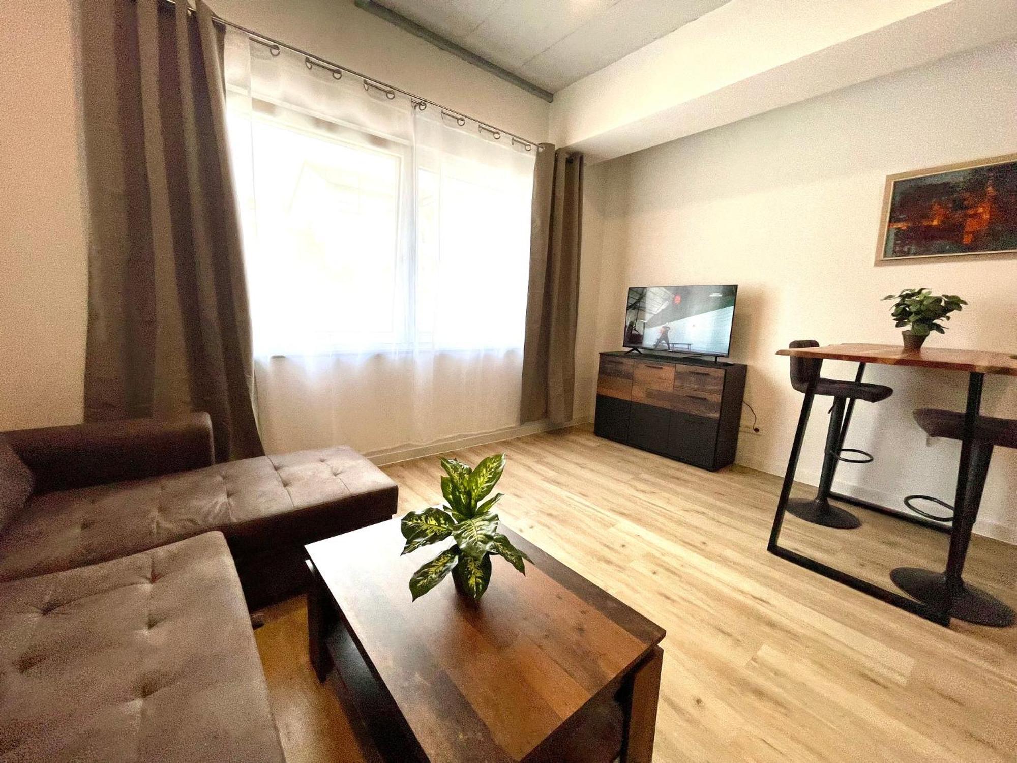 Wunderschoenes Apartment Am Schloessle Zentrum Pforzheim Exteriör bild